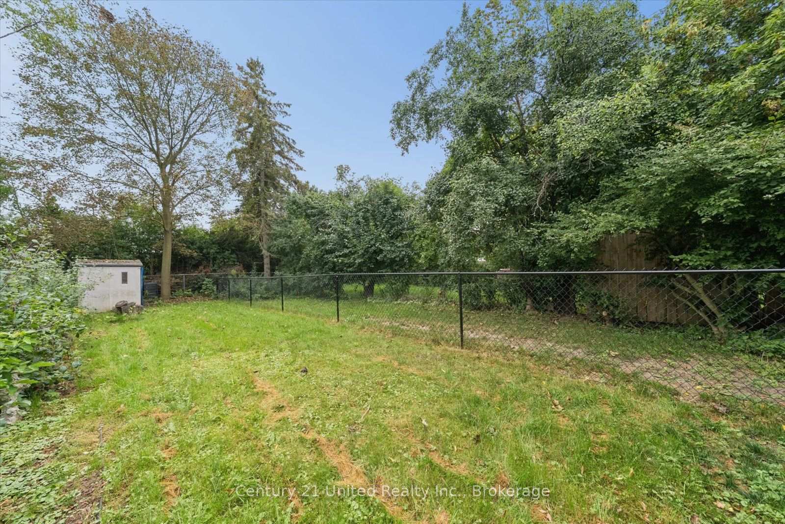 Photo 33 of 46B Springbrook Drive, Peterborough, Monaghan Ward 2 — HOMEH