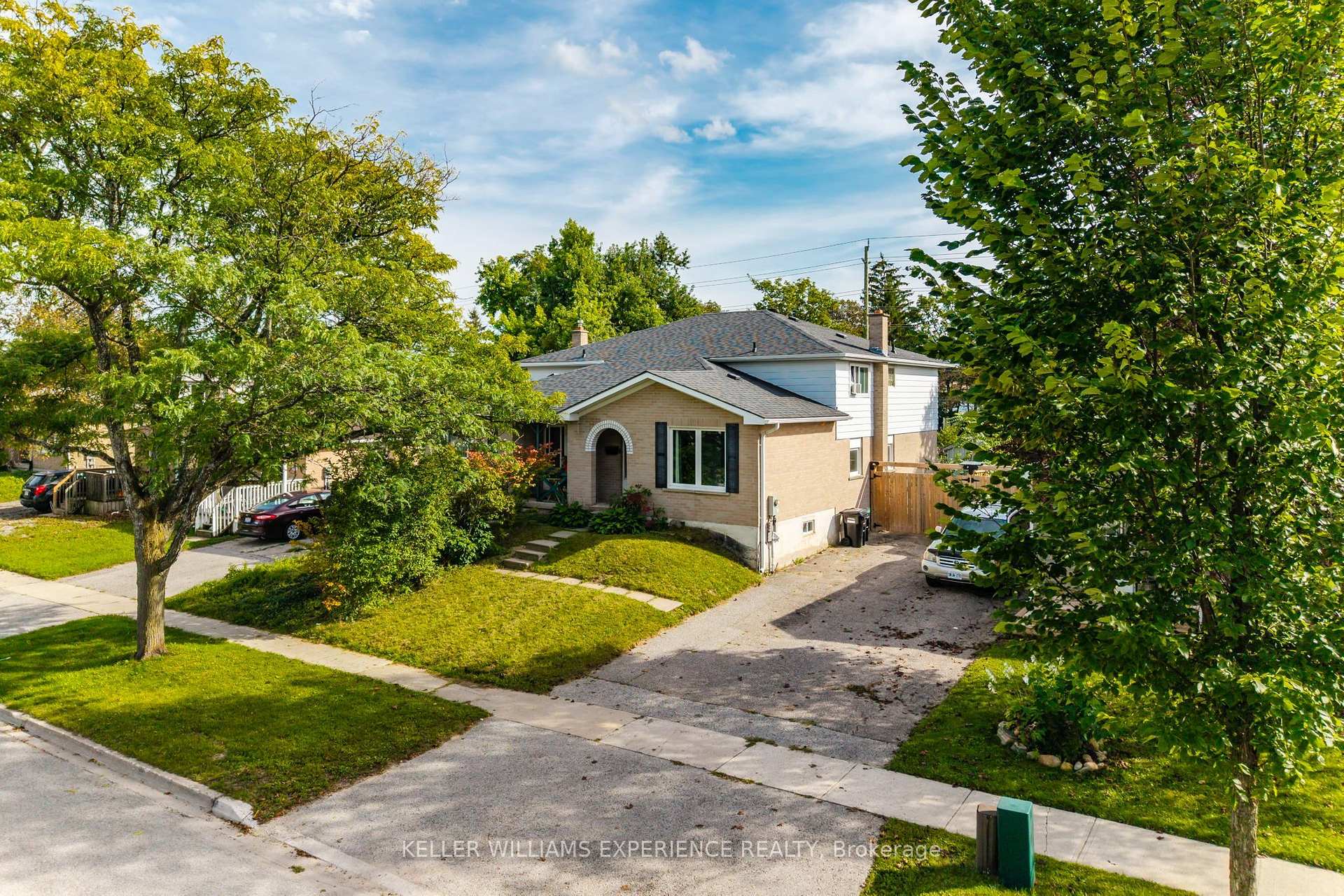 Photo of 21 B College Crescent