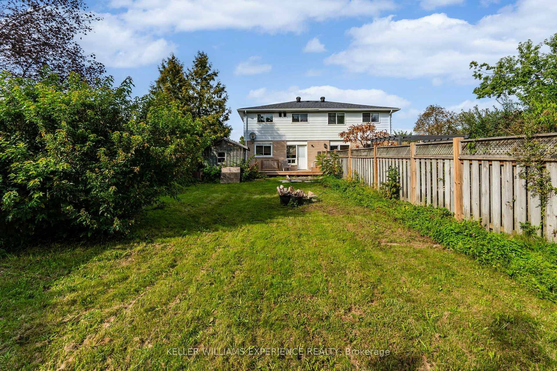 Photo 21 of 21 B College Crescent, Barrie, Grove East — HOMEH
