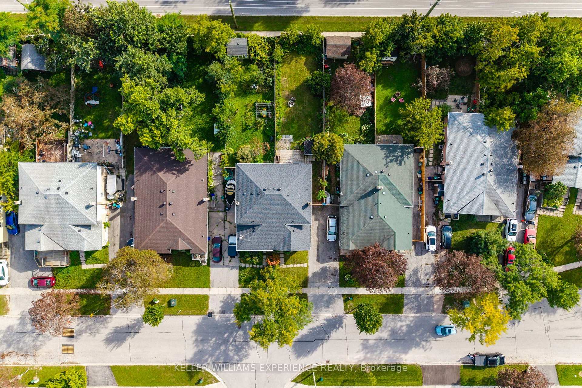 Photo 24 of 21 B College Crescent, Barrie, Grove East — HOMEH