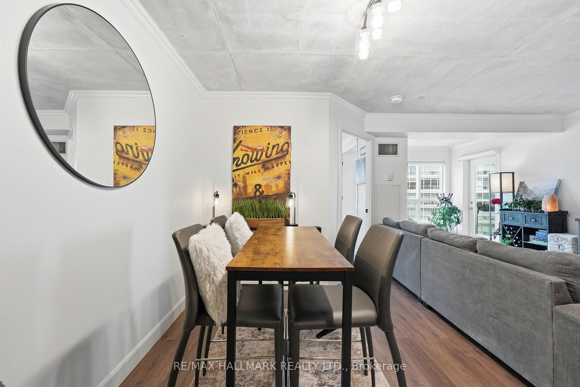 Photo 9 of Unit 705, 600 Queens Quay W, Toronto, Waterfront Communities — HOMEH