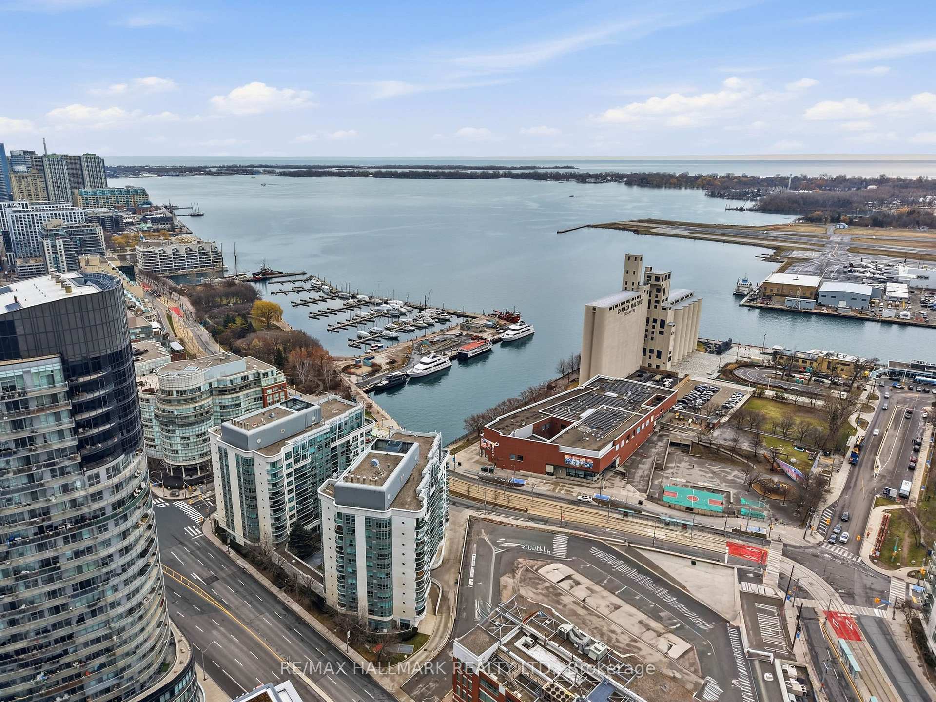 Photo 42 of Unit 705, 600 Queens Quay W, Toronto, Waterfront Communities — HOMEH