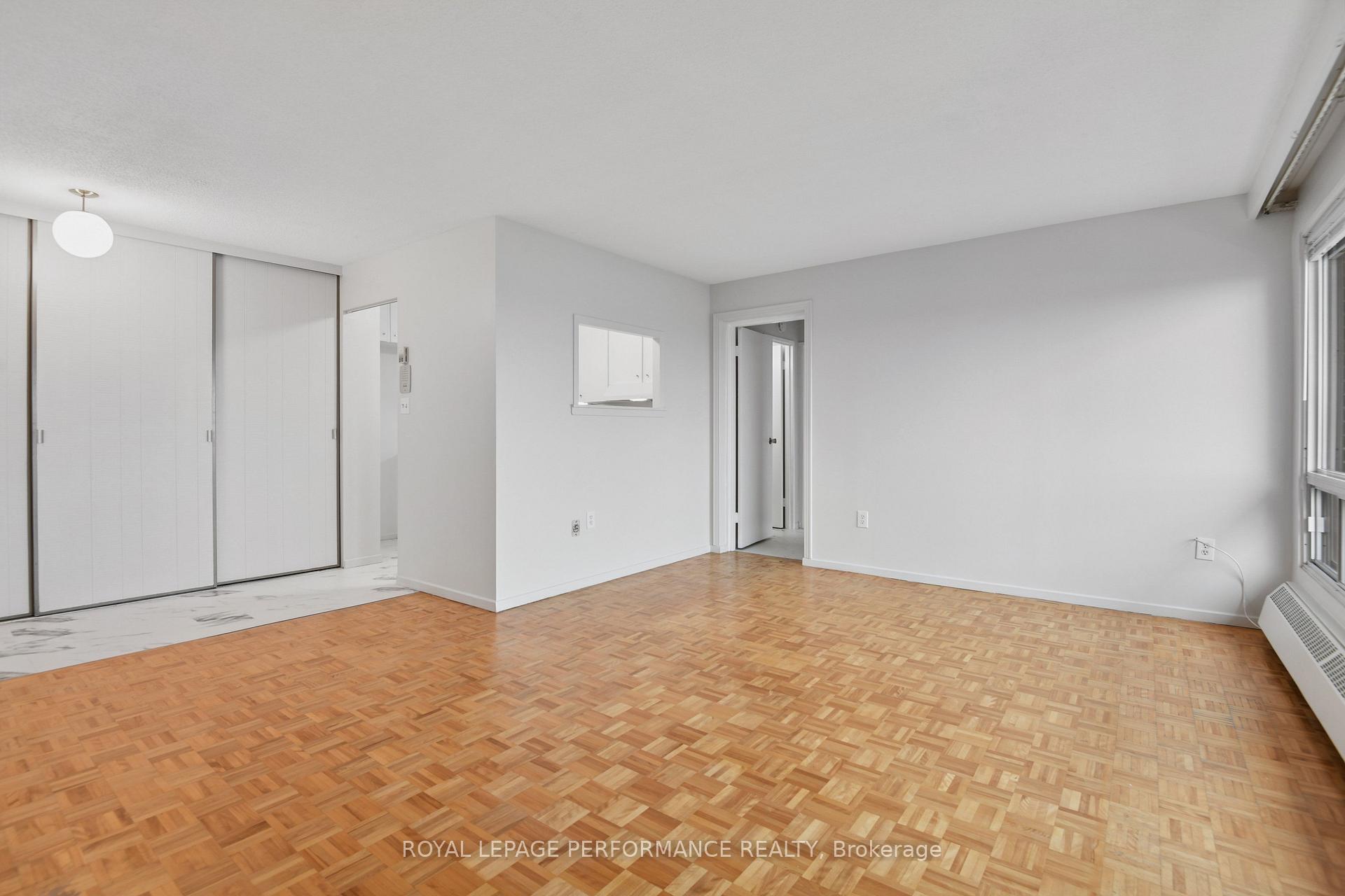 Photo 12 of Unit 805, 20 Chesterton Drive, Ottawa, Borden Farm/Stewart Farm/Carleton Heights/Parkwood Hills — HOMEH