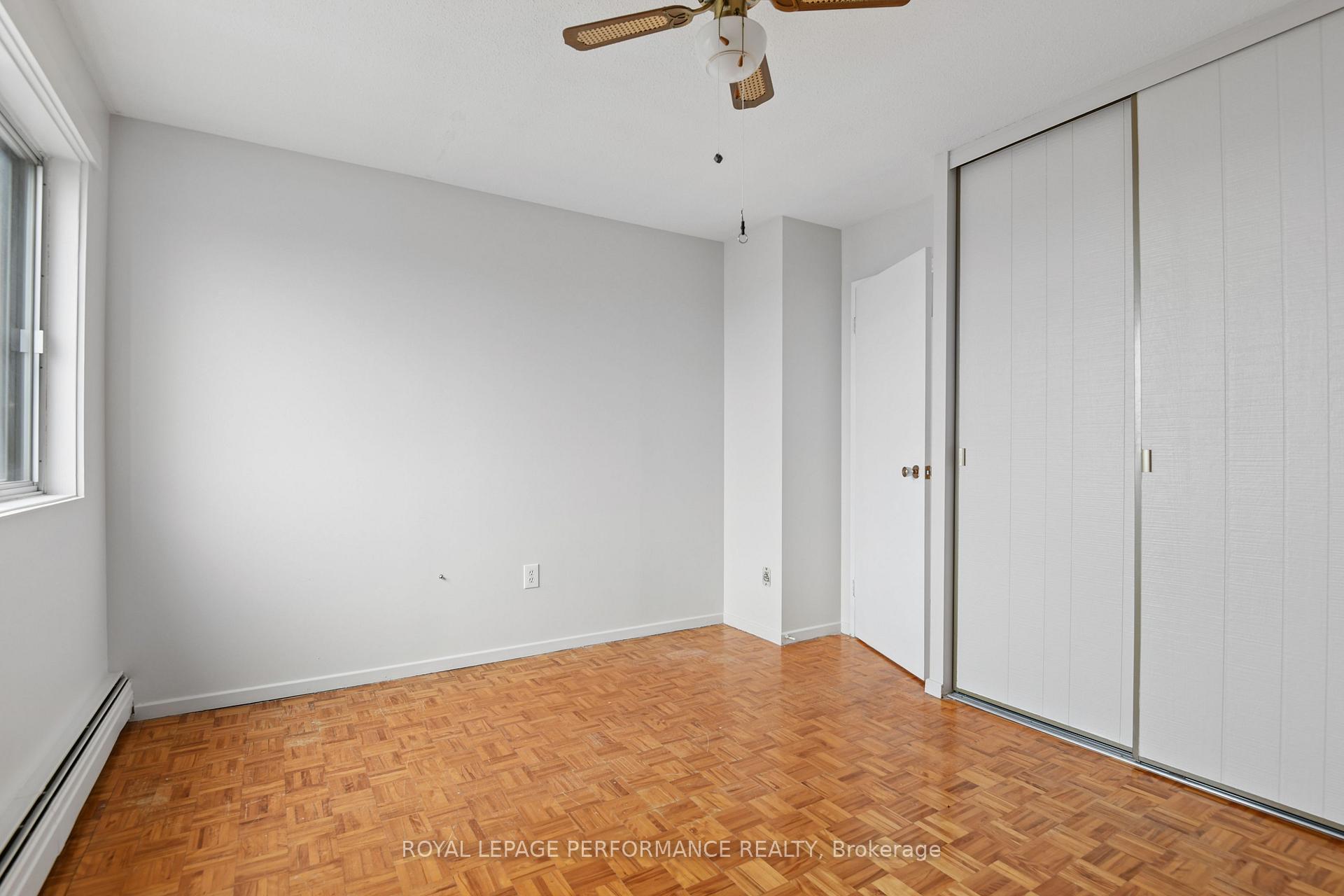 Photo 19 of Unit 805, 20 Chesterton Drive, Ottawa, Borden Farm/Stewart Farm/Carleton Heights/Parkwood Hills — HOMEH