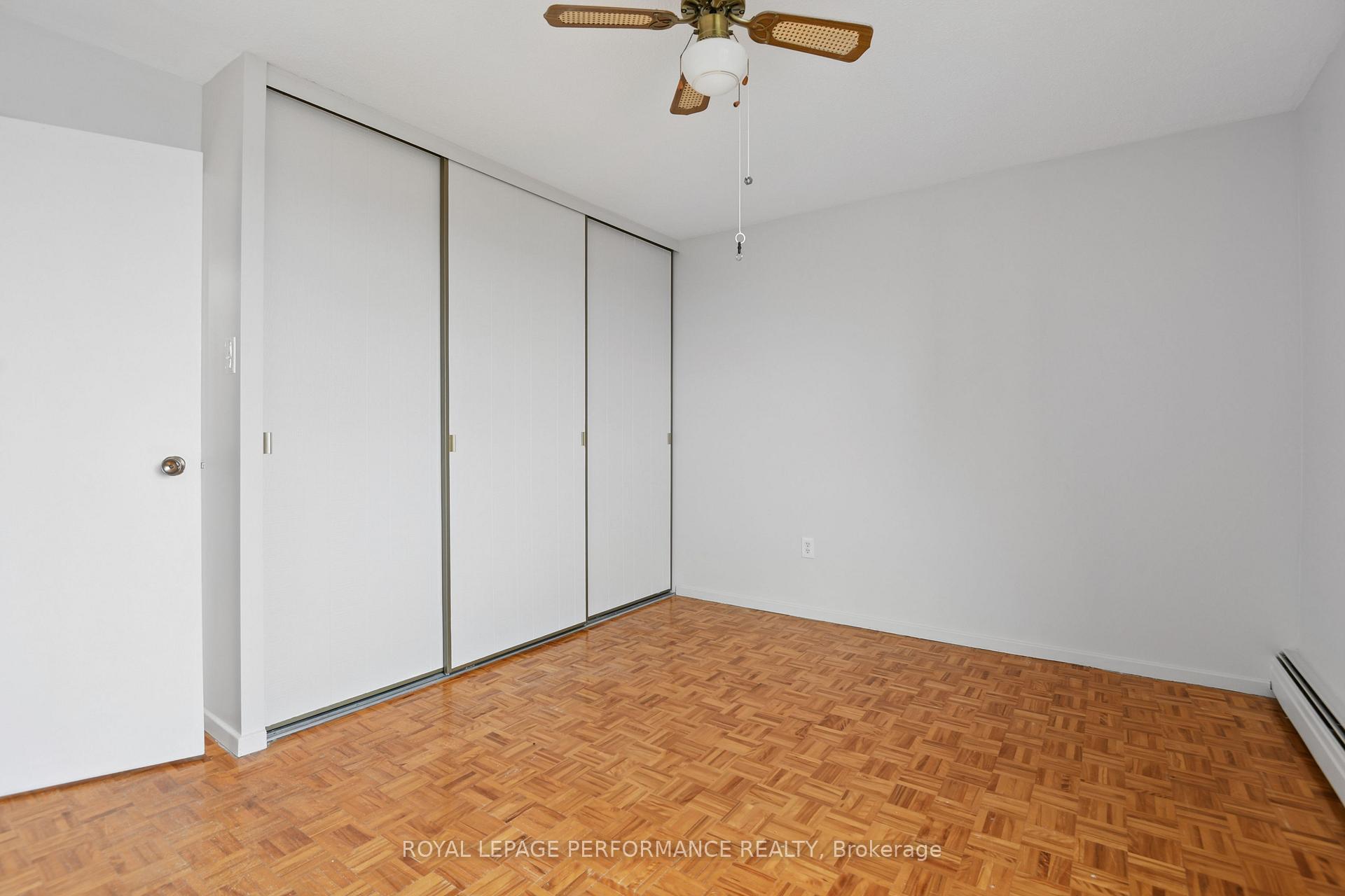 Photo 20 of Unit 805, 20 Chesterton Drive, Ottawa, Borden Farm/Stewart Farm/Carleton Heights/Parkwood Hills — HOMEH