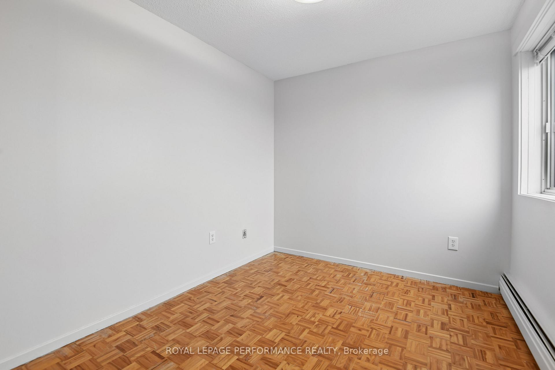 Photo 24 of Unit 805, 20 Chesterton Drive, Ottawa, Borden Farm/Stewart Farm/Carleton Heights/Parkwood Hills — HOMEH