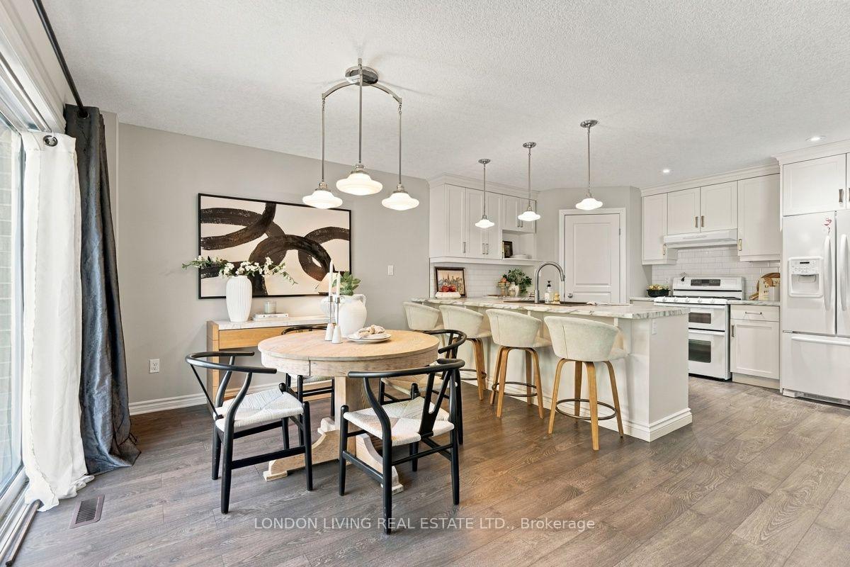 Photo 11 of 97 Peach Tree Boulevard, St. Thomas — HOMEH