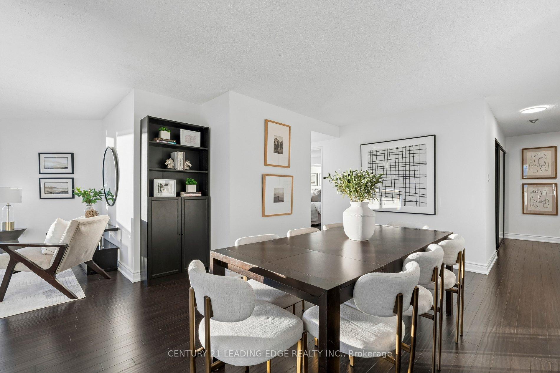 Photo 3 of Unit 2214, 44 St Joseph Street, Toronto, Bay Street Corridor — HOMEH