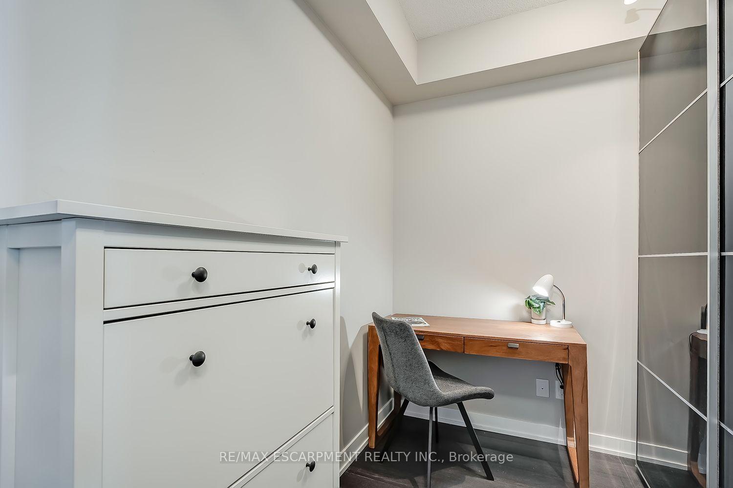 Photo 2 of Unit 604, 5240 Dundas Street, Burlington, Orchard — HOMEH