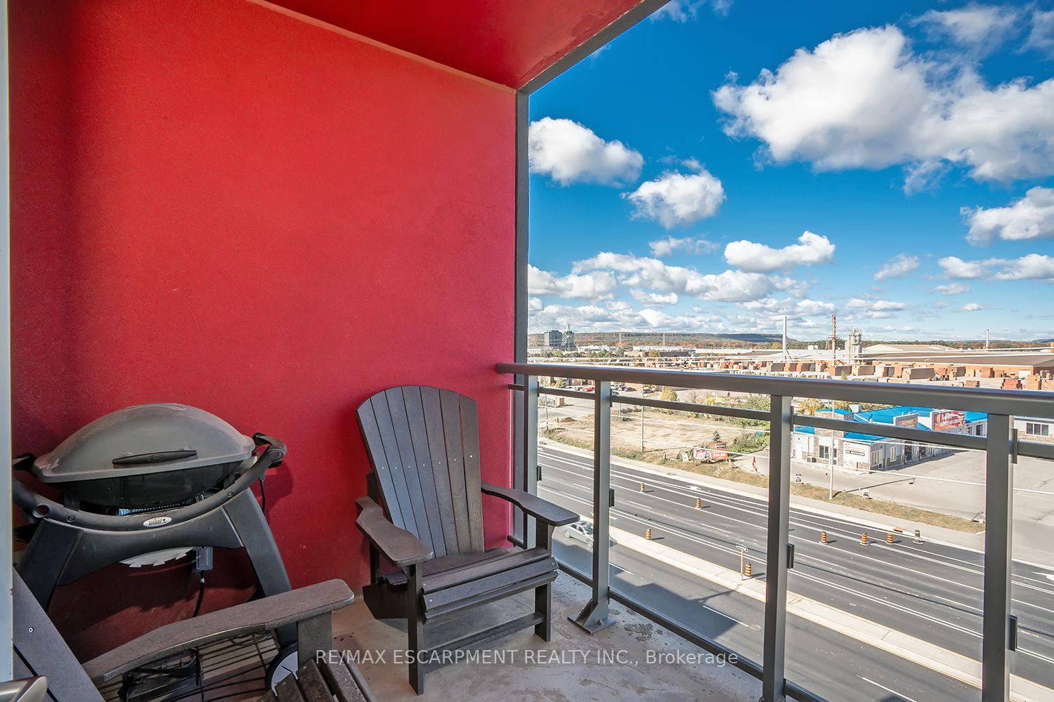 Photo 14 of Unit 604, 5240 Dundas Street, Burlington, Orchard — HOMEH