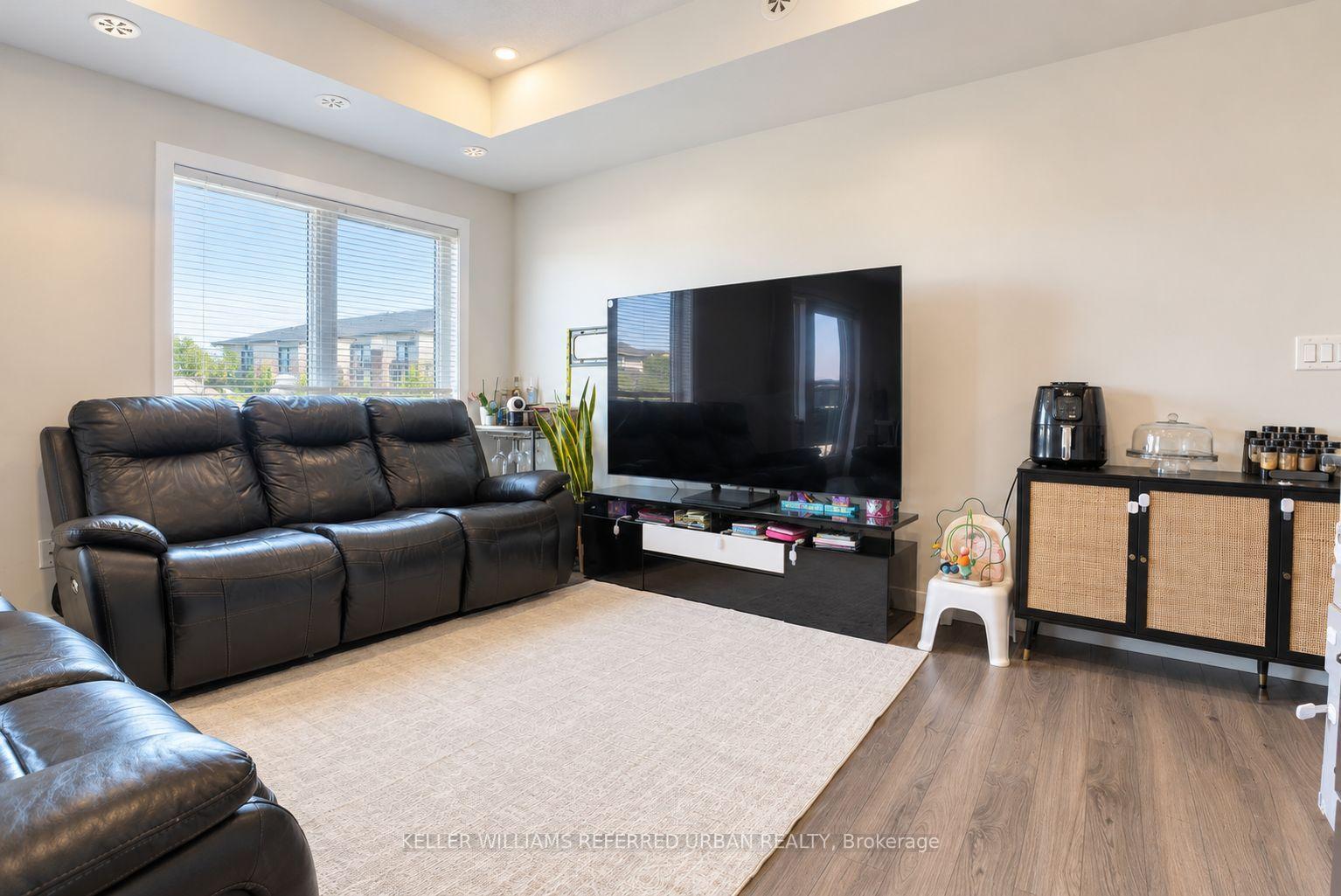 Photo 4 of Unit 25, 630 Rogers Road, Toronto, Keelesdale-Eglinton West — HOMEH