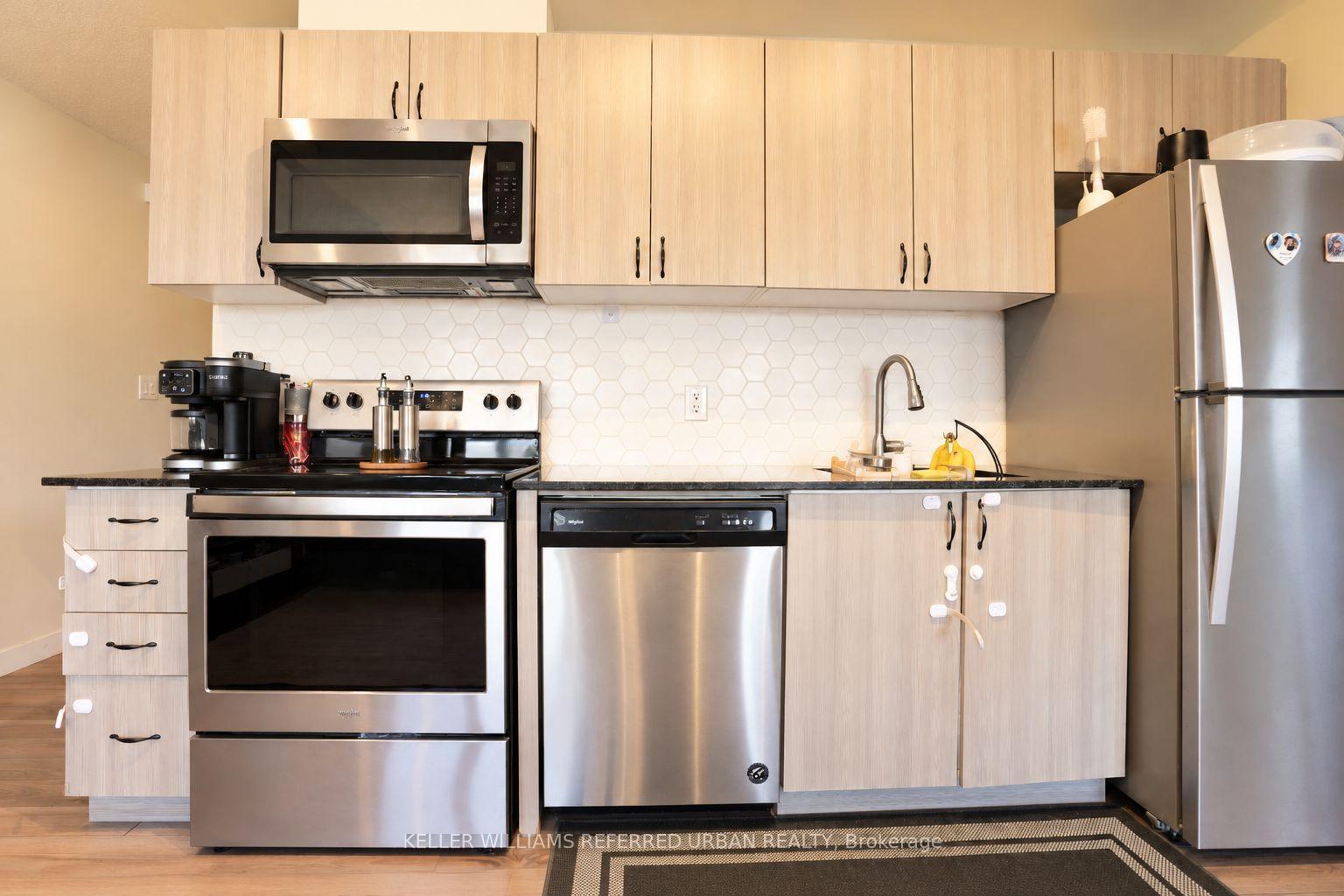 Photo 20 of Unit 25, 630 Rogers Road, Toronto, Keelesdale-Eglinton West — HOMEH