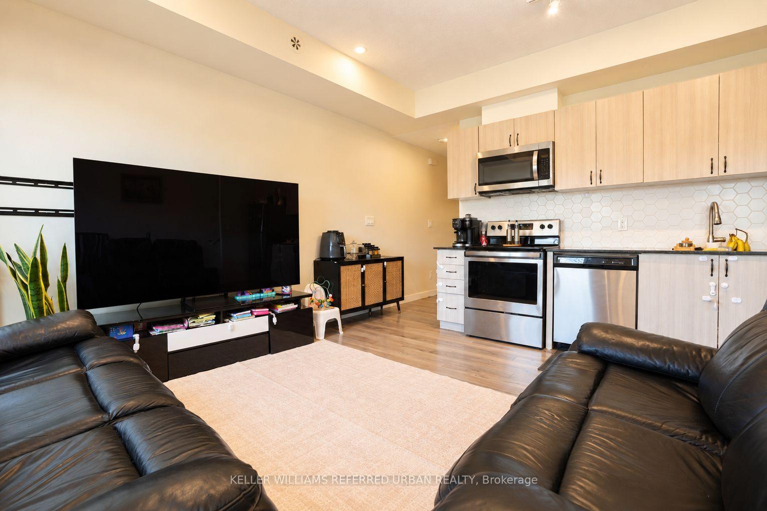 Photo 21 of Unit 25, 630 Rogers Road, Toronto, Keelesdale-Eglinton West — HOMEH