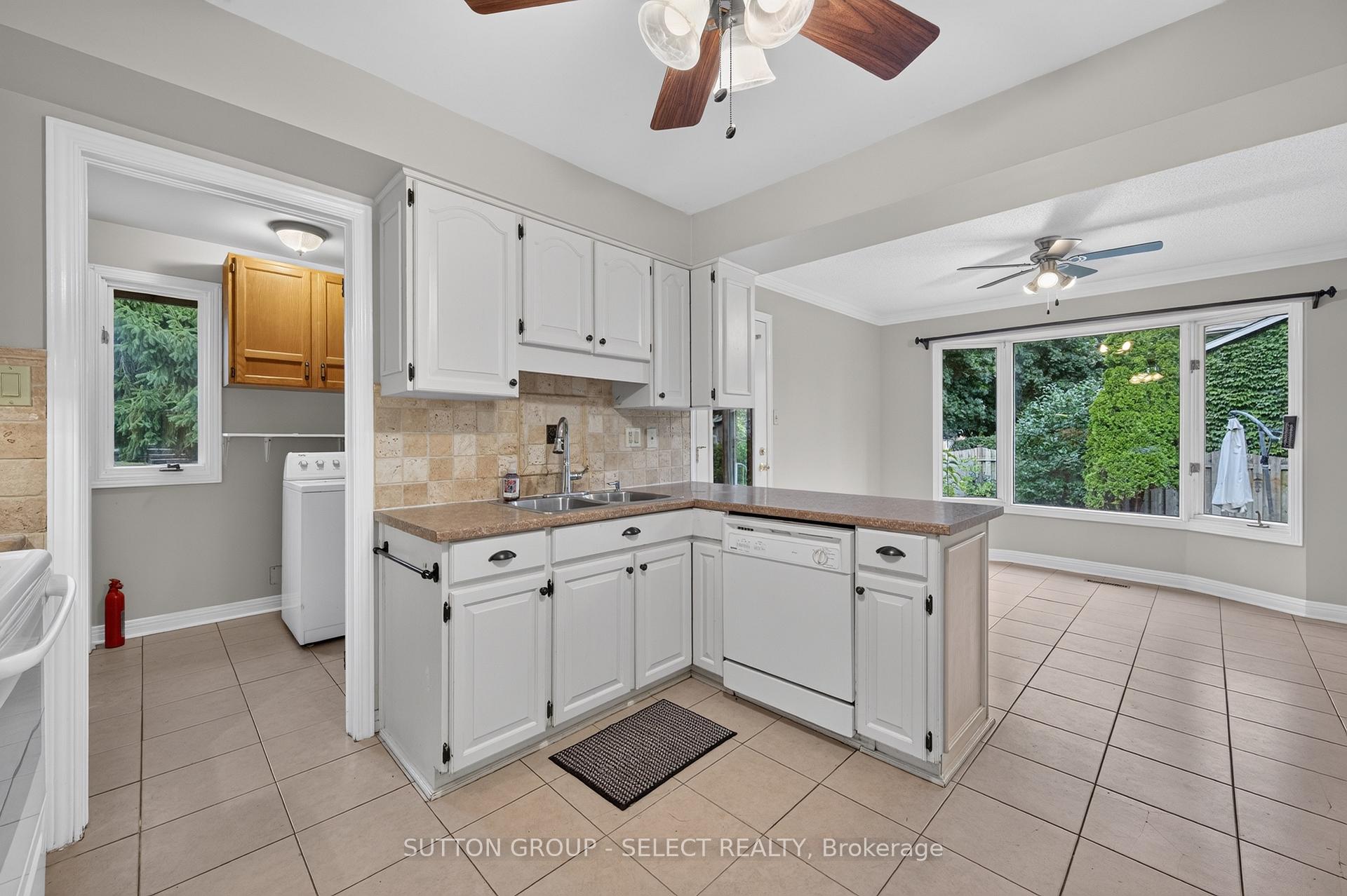 Photo 16 of 1000 Griffith Street, London, South K — HOMEH
