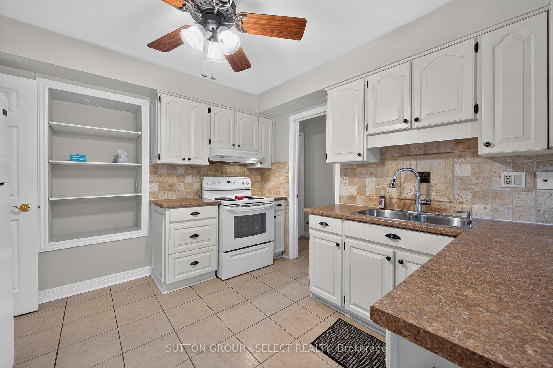 Photo 18 of 1000 Griffith Street, London, South K — HOMEH