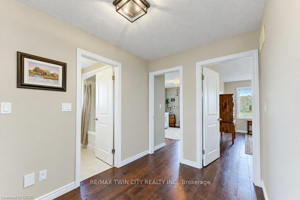 Photo 21 of 524 Sundew Drive, Waterloo, Columbia Forest/Clair Hills — HOMEH
