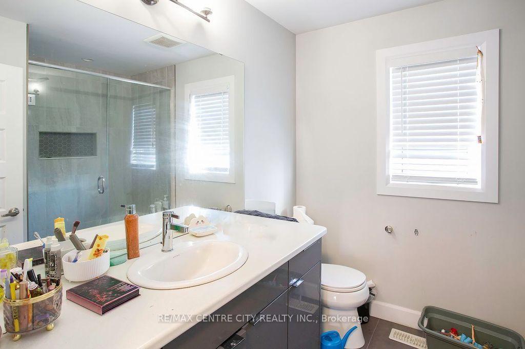 Photo 19 of 1583 Applerock Avenue, London, North S — HOMEH