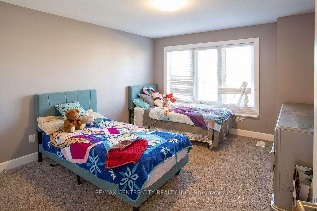 Photo 20 of 1583 Applerock Avenue, London, North S — HOMEH