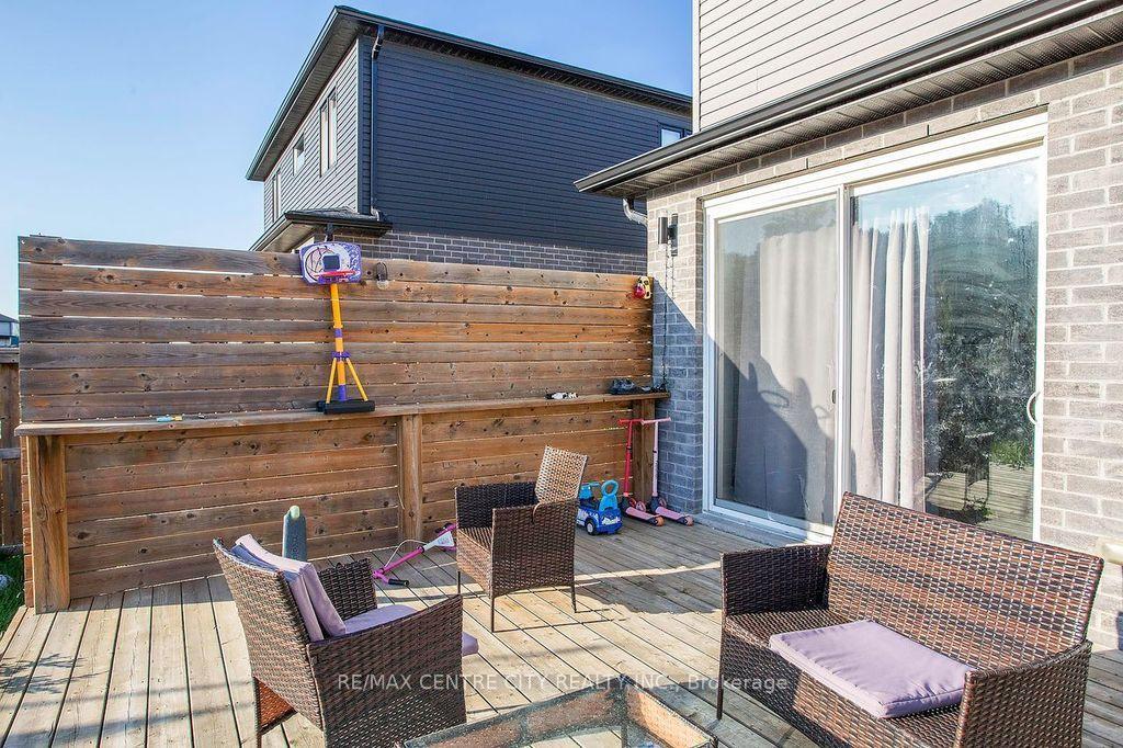 Photo 34 of 1583 Applerock Avenue, London, North S — HOMEH