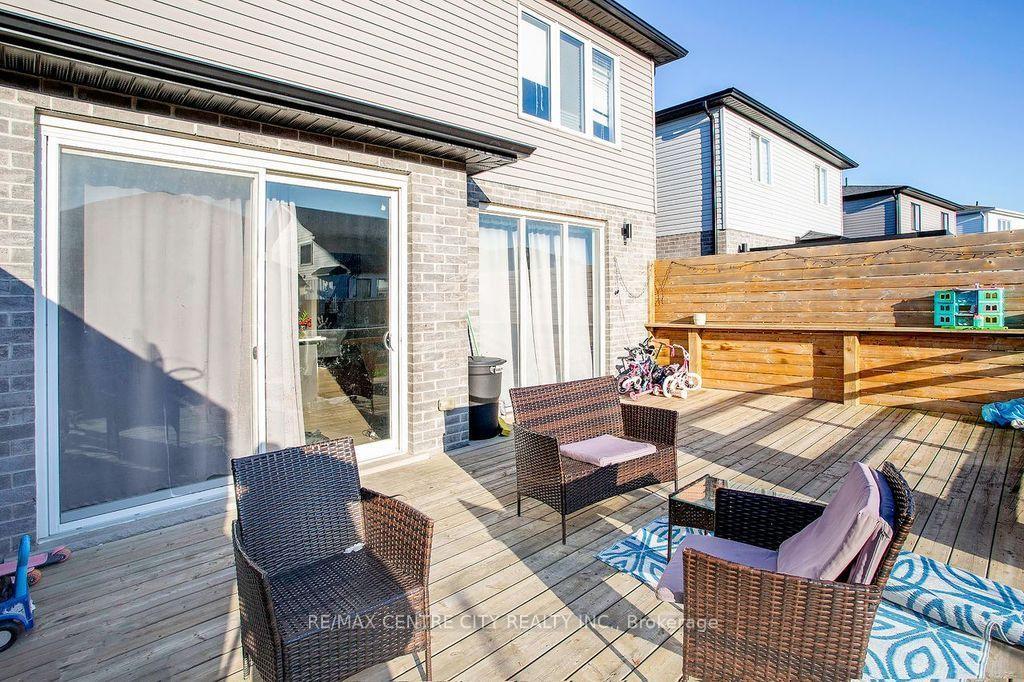 Photo 35 of 1583 Applerock Avenue, London, North S — HOMEH