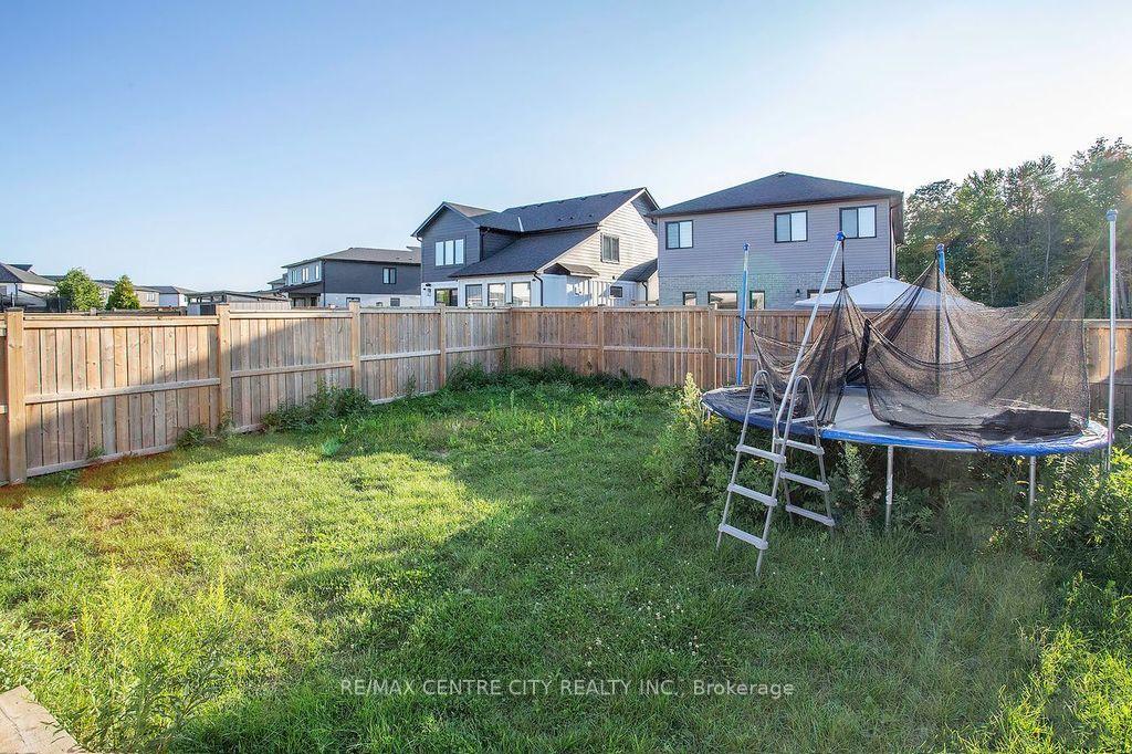 Photo 37 of 1583 Applerock Avenue, London, North S — HOMEH