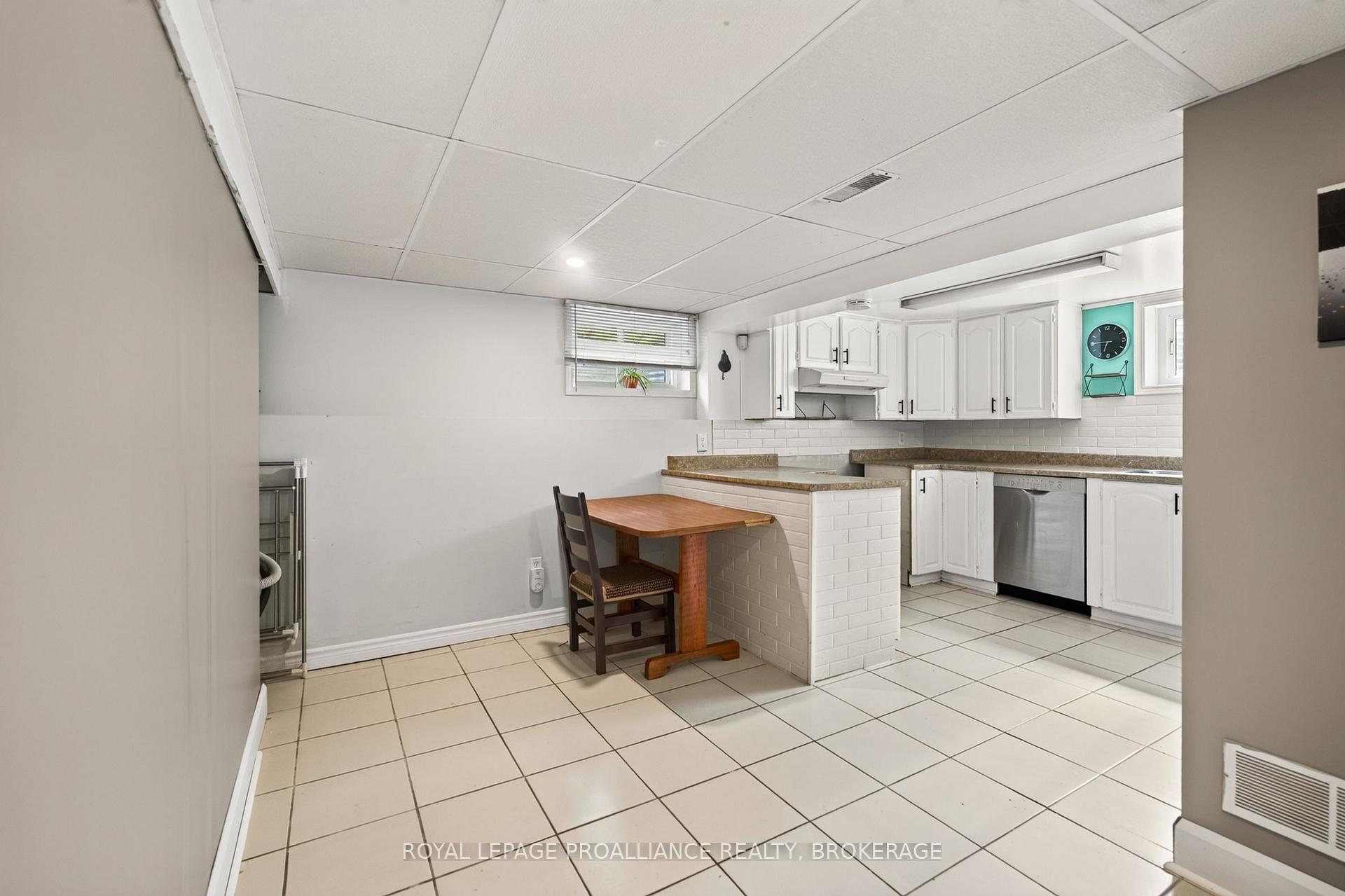 Photo 37 of 3199 Princess Street, Kingston, North of Taylor-Kidd Blvd — HOMEH
