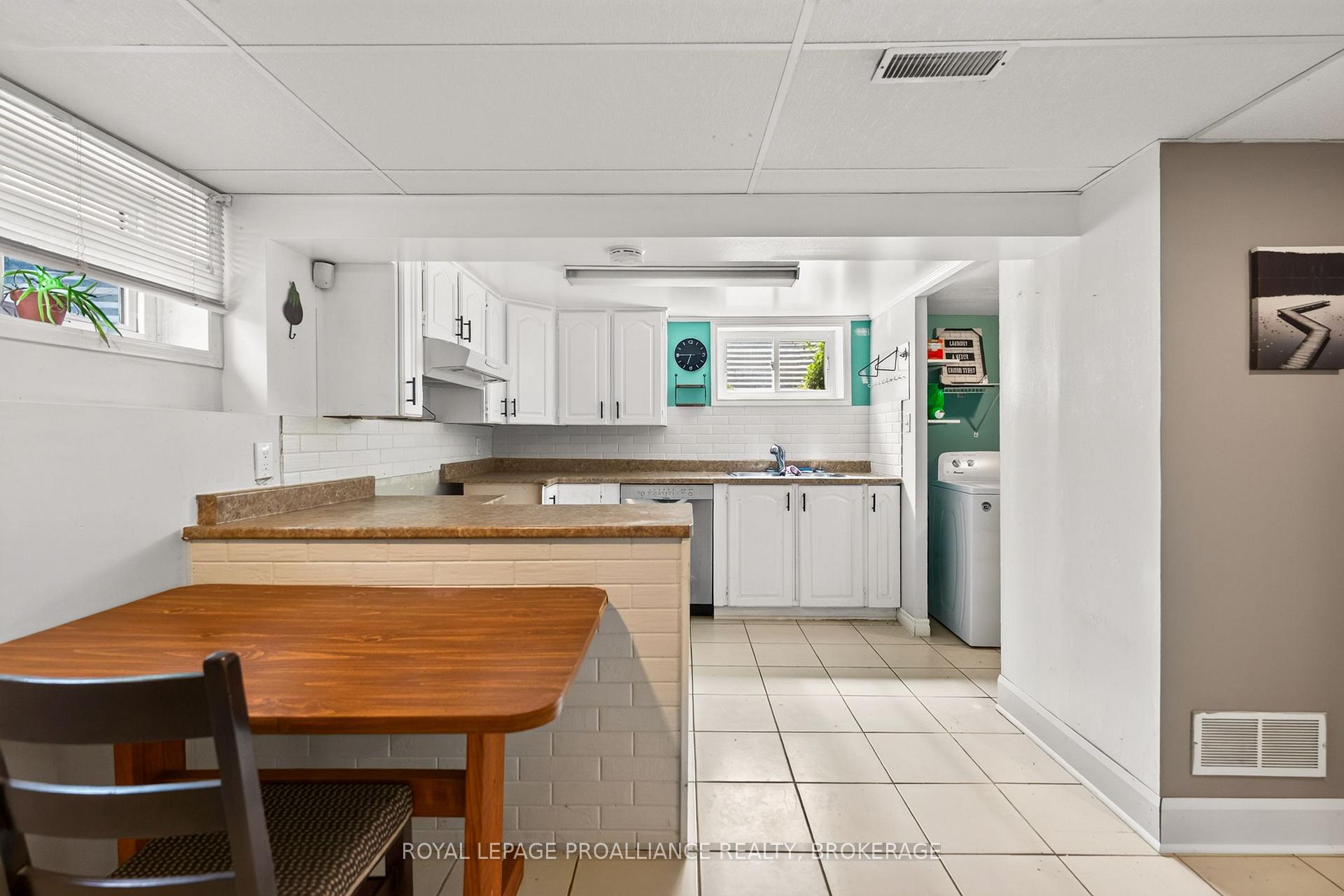 Photo 38 of 3199 Princess Street, Kingston, North of Taylor-Kidd Blvd — HOMEH