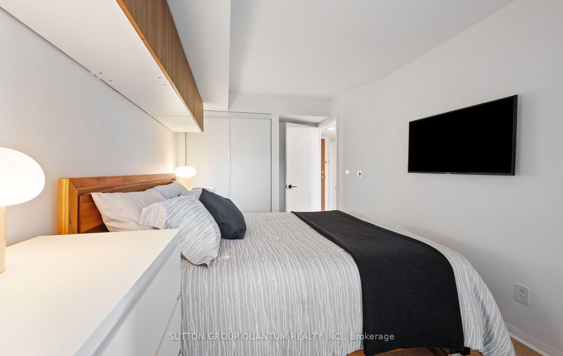 Photo 16 of Unit 1110, 219 Fort York Boulevard, Toronto, Niagara — HOMEH