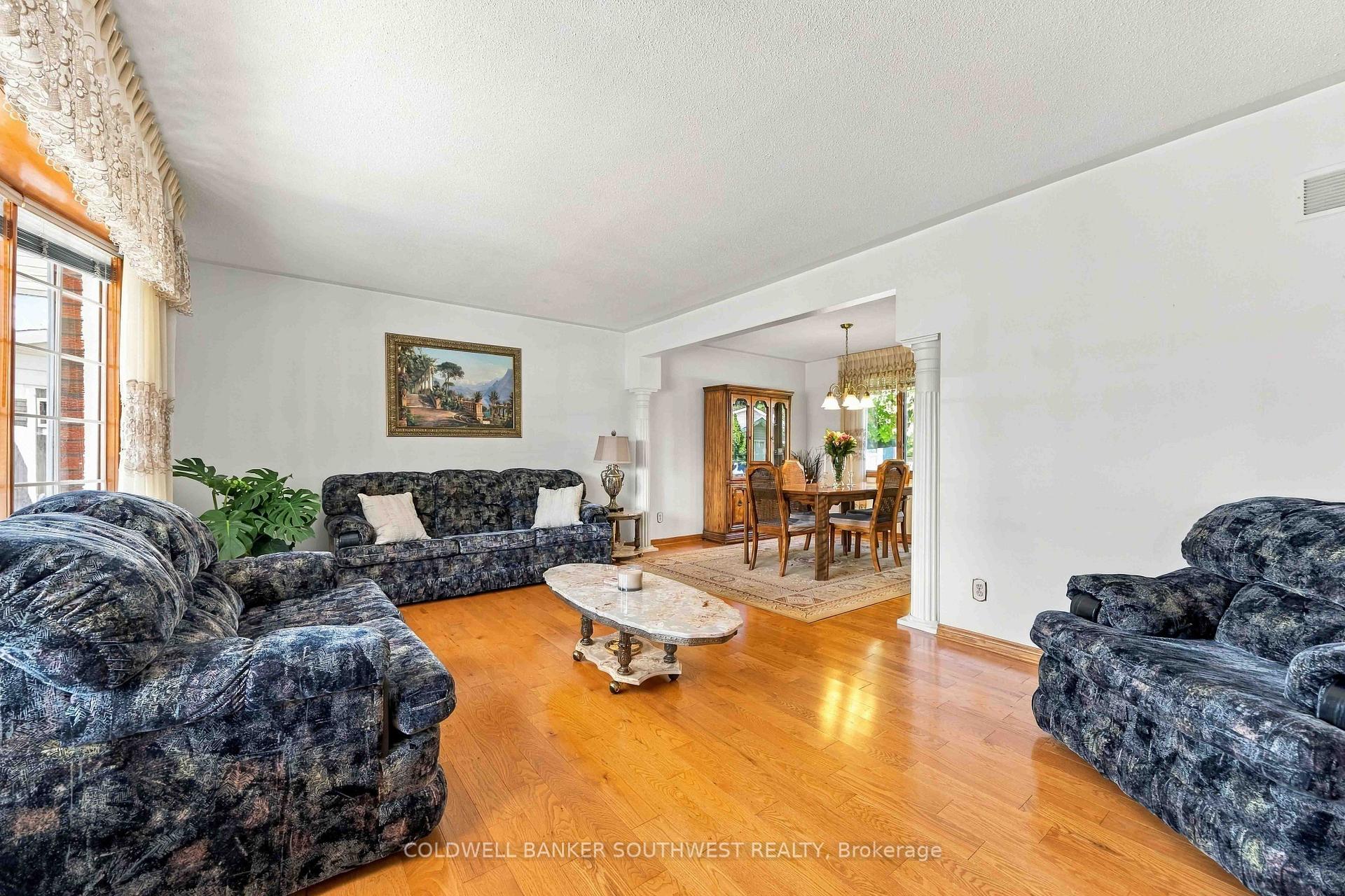 Photo 9 of 821 Danbury Crescent, Sarnia — HOMEH