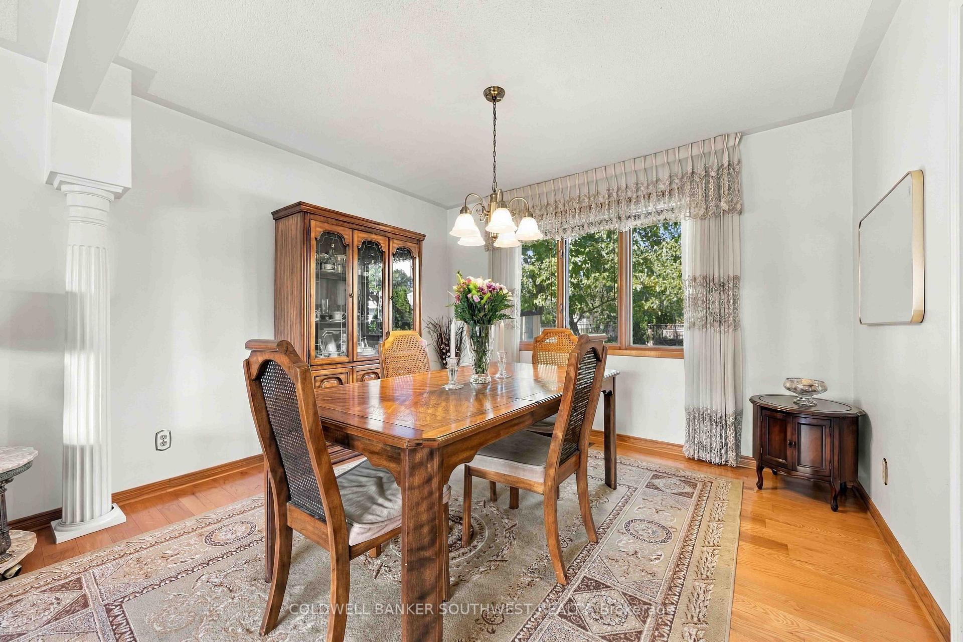 Photo 12 of 821 Danbury Crescent, Sarnia — HOMEH