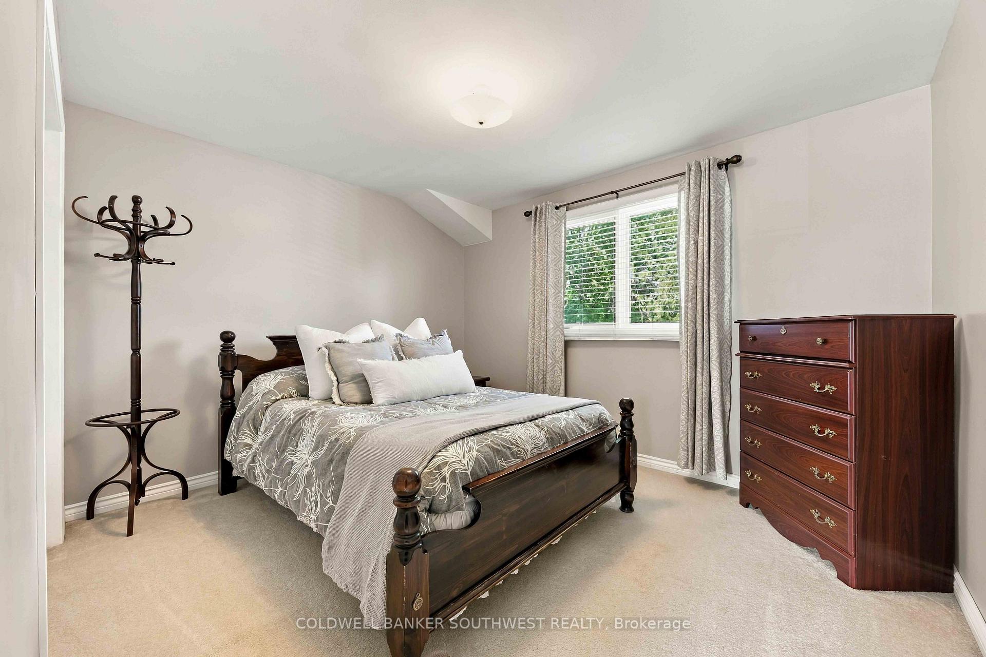 Photo 27 of 821 Danbury Crescent, Sarnia — HOMEH