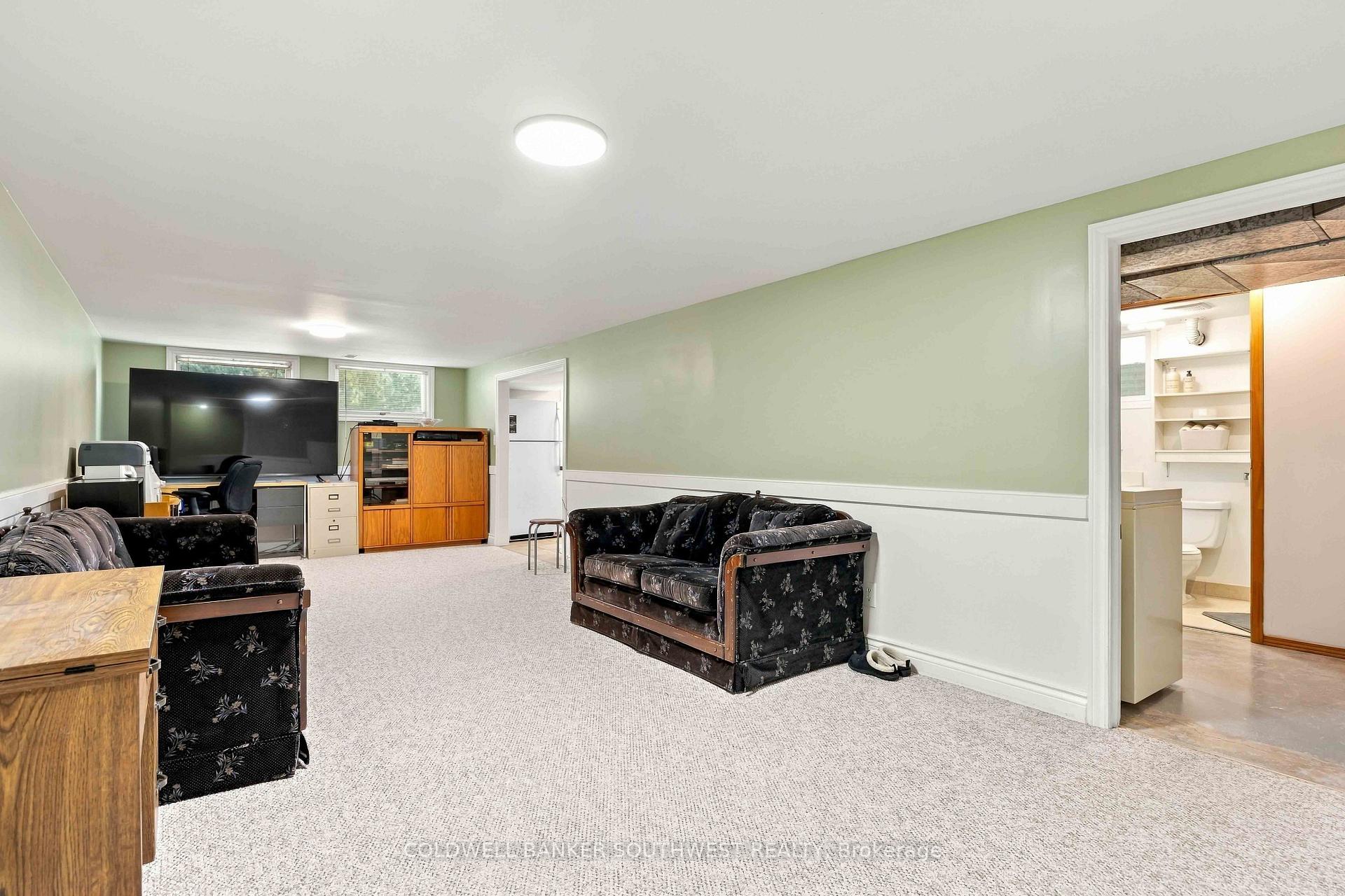 Photo 35 of 821 Danbury Crescent, Sarnia — HOMEH