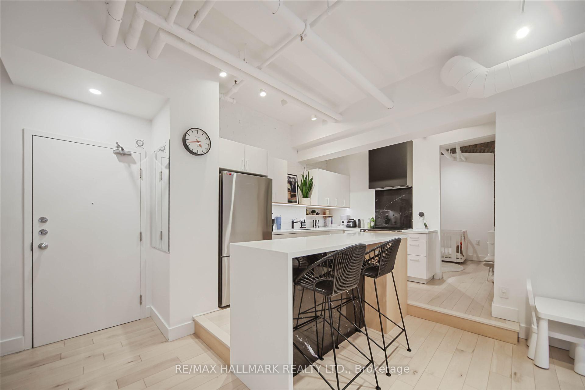 Photo 9 of Unit 301, 80 Sherbourne Street, Toronto, Moss Park — HOMEH