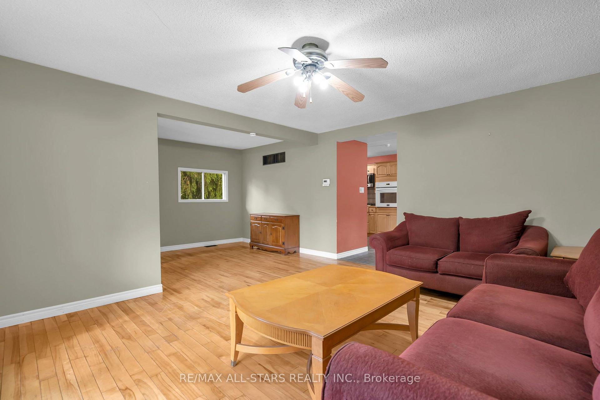 Photo 12 of 51 Queen Street, Georgina, Sutton & Jackson's Point — HOMEH