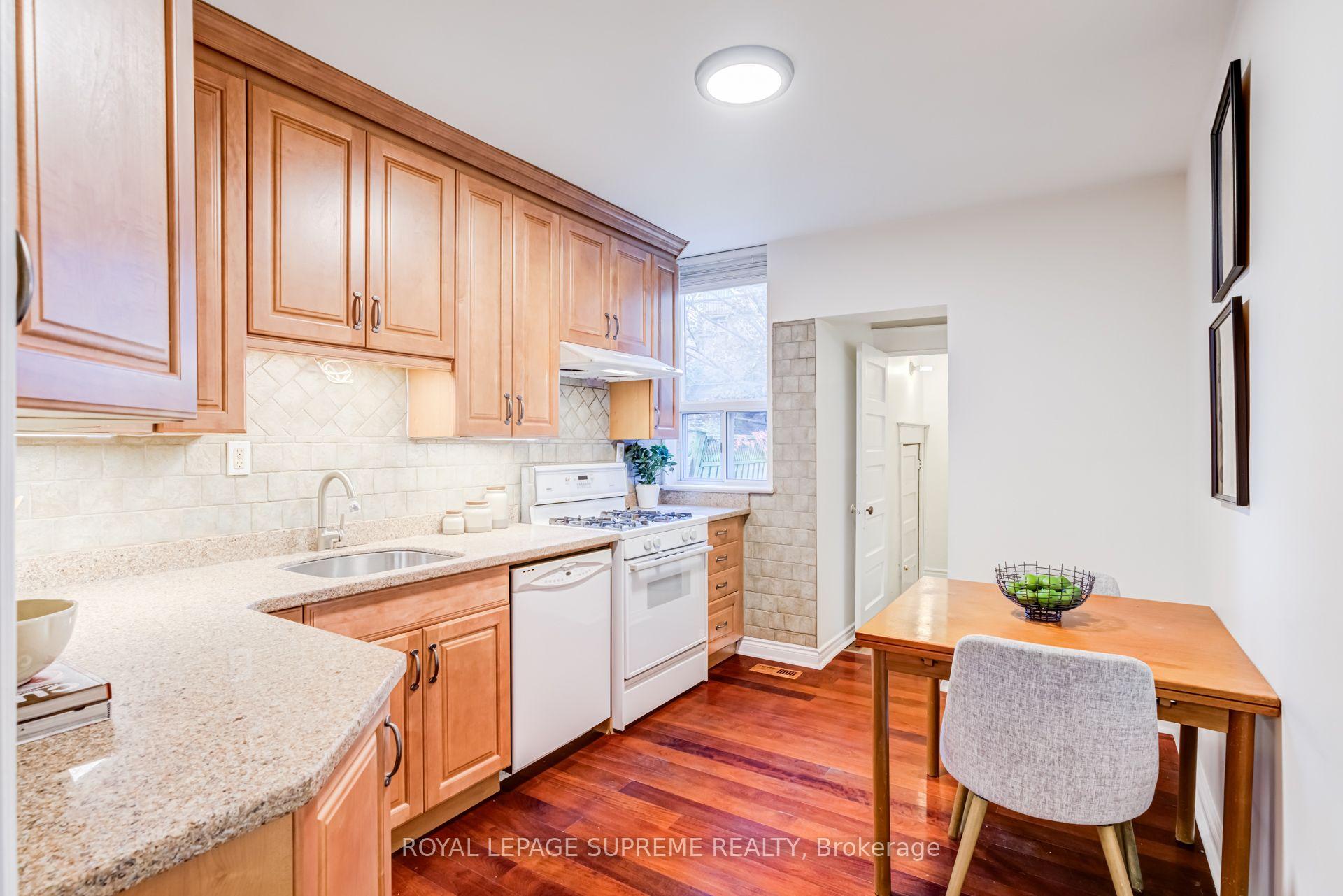 Photo 8 of 32 Thome Crescent, Toronto, Wychwood — HOMEH