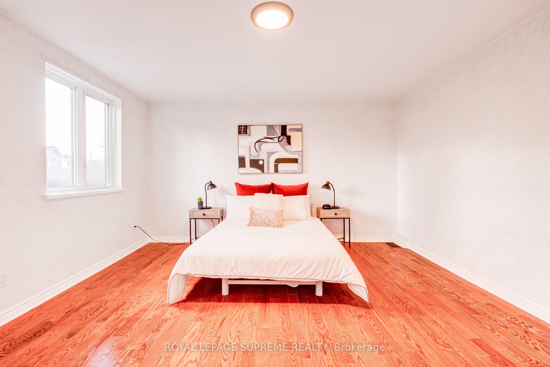 Photo 24 of 32 Thome Crescent, Toronto, Wychwood — HOMEH