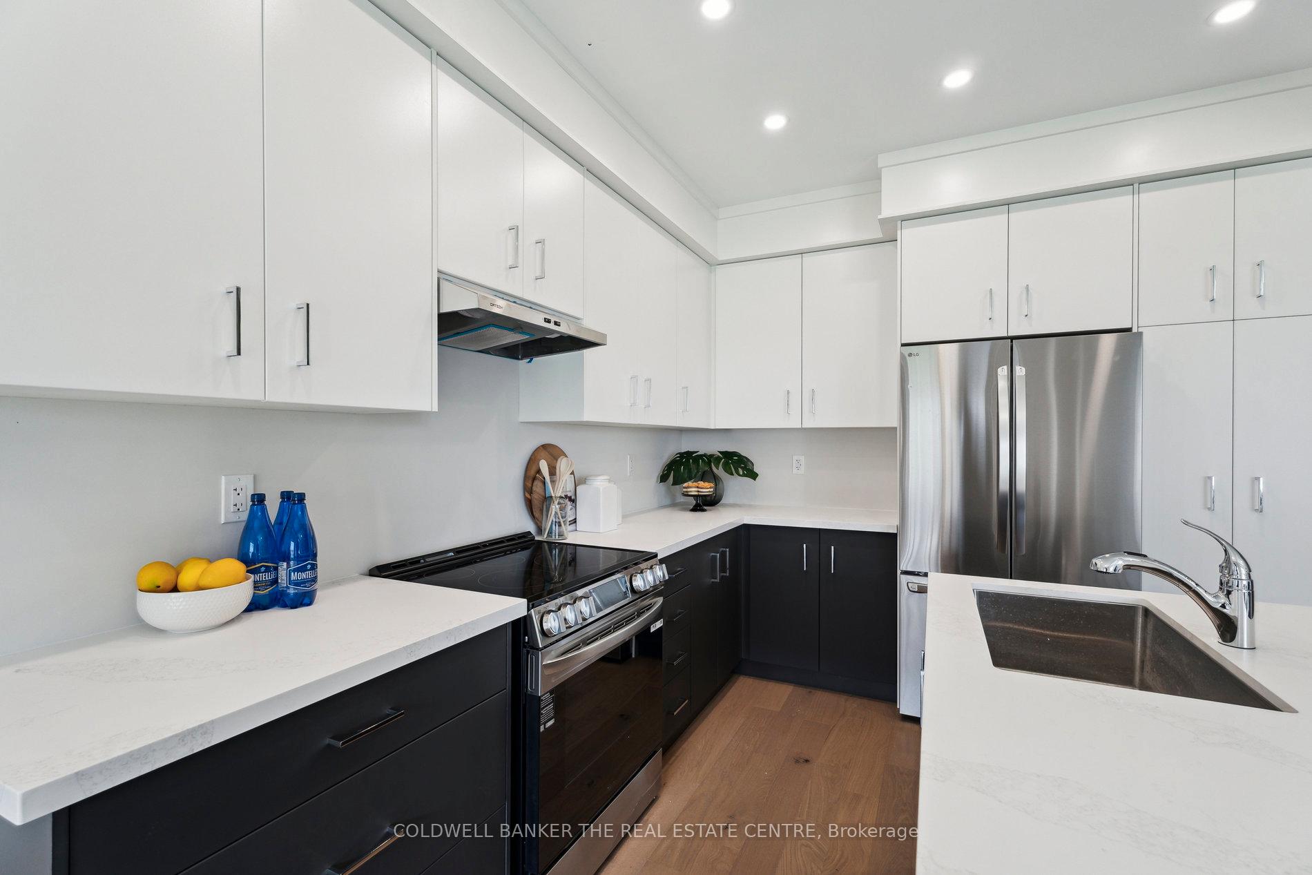 Photo 21 of 27 Hildred Cushing Way, Uxbridge — HOMEH
