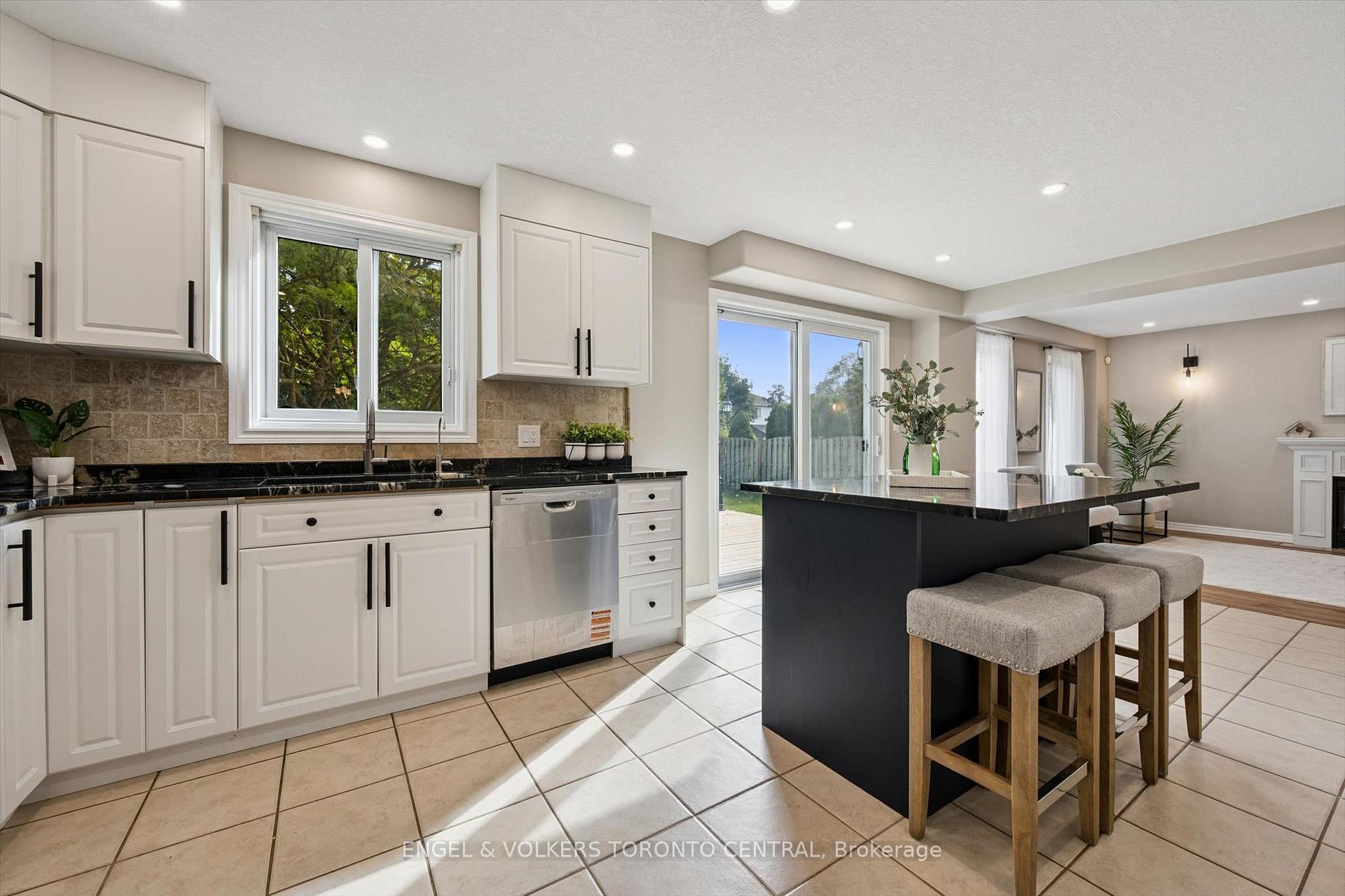 Photo 15 of 653 Rock Point Crescent, Waterloo, Conservation Meadows — HOMEH