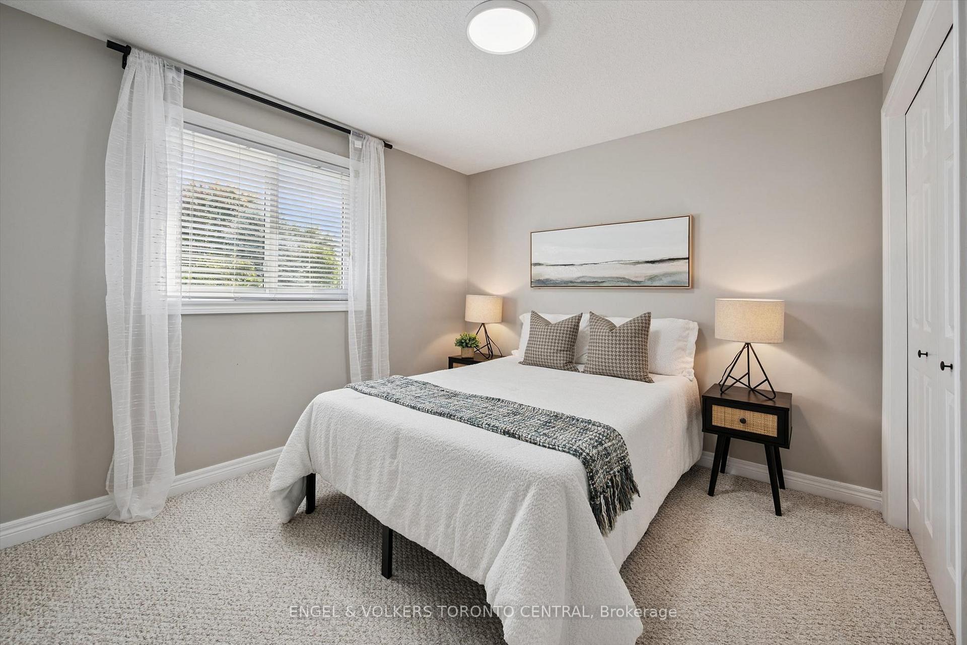 Photo 30 of 653 Rock Point Crescent, Waterloo, Conservation Meadows — HOMEH