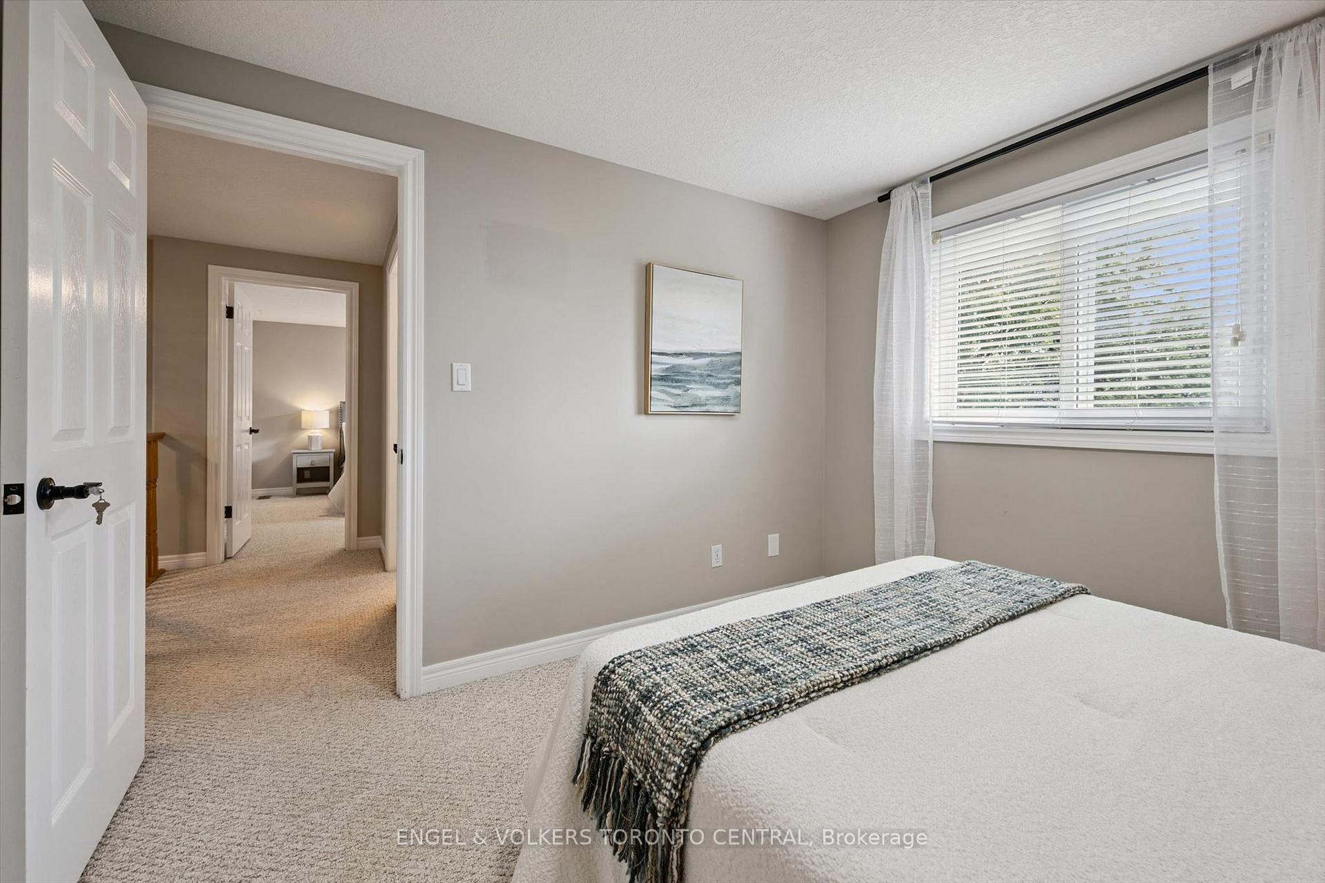 Photo 31 of 653 Rock Point Crescent, Waterloo, Conservation Meadows — HOMEH