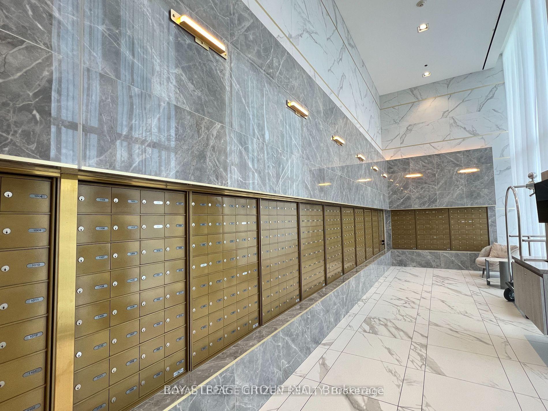 Photo 8 of Unit 1810, 898 portage Parkway, Vaughan, Concord — HOMEH
