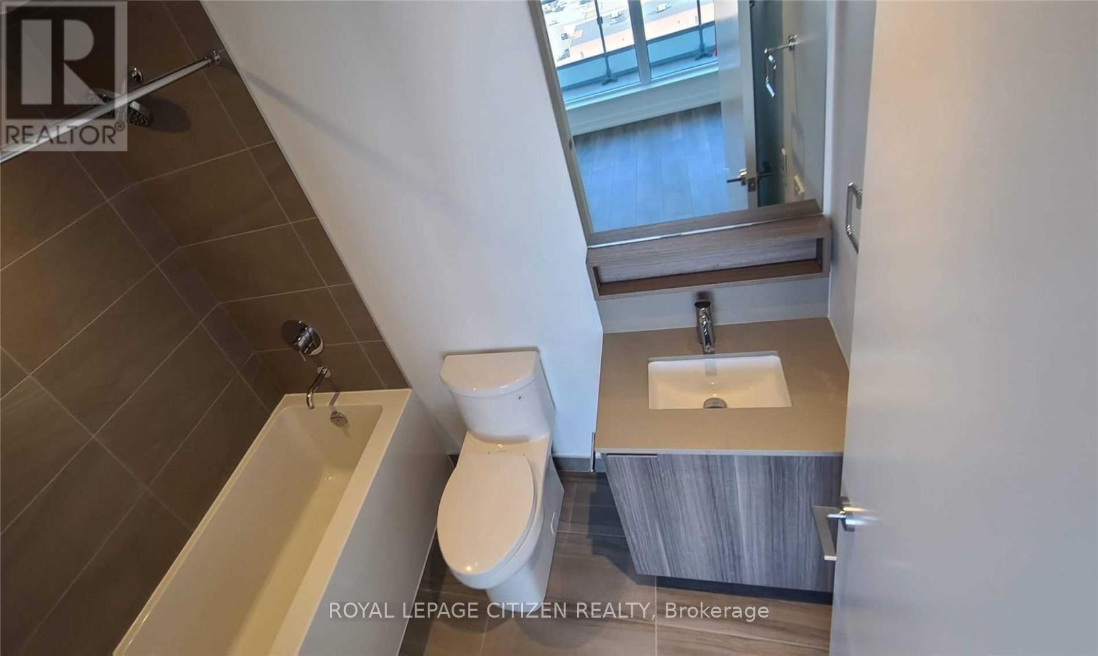 Photo 17 of Unit 1810, 898 portage Parkway, Vaughan, Concord — HOMEH