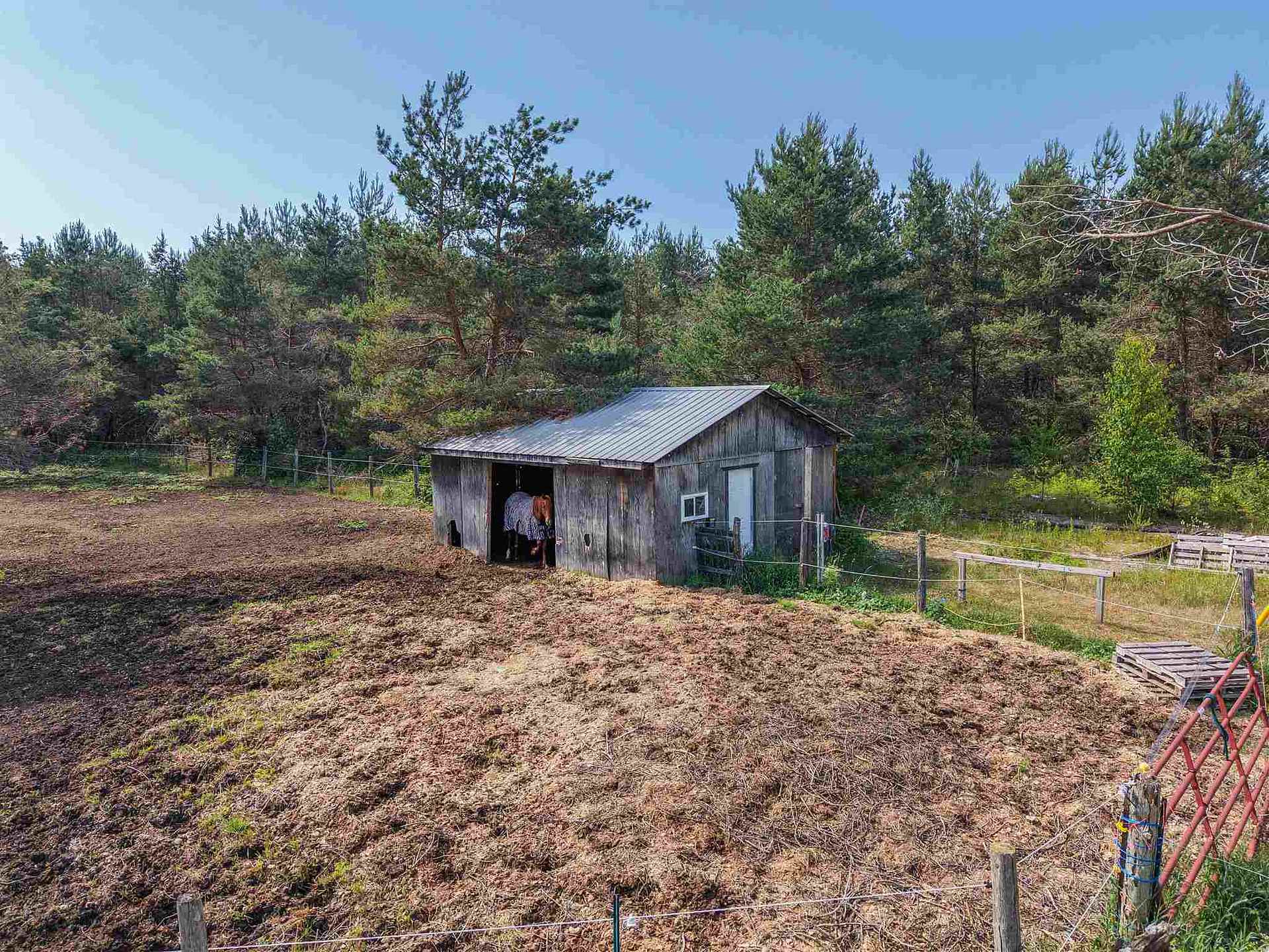 Photo 30 of 833 Highway 552 E, Algoma, Unorganized, North Part, Goulais River — HOMEH
