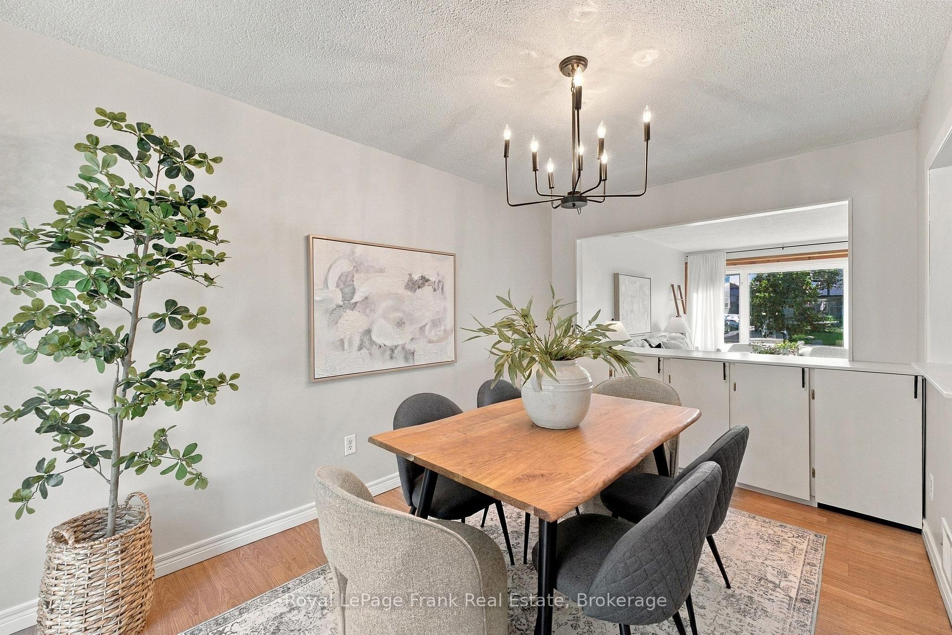 Photo 9 of 694 Hillcroft Street, Oshawa, Eastdale — HOMEH