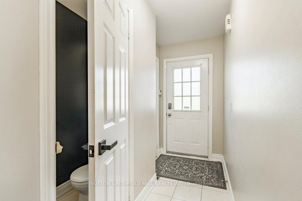 Photo 5 of 59 Senator Way, Caledon, Bolton North — HOMEH