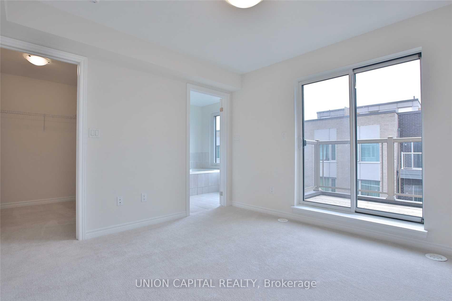 Photo 13 of Unit 16, 18 Applewood Lane, Etobicoke, Etobicoke West Mall — HOMEH