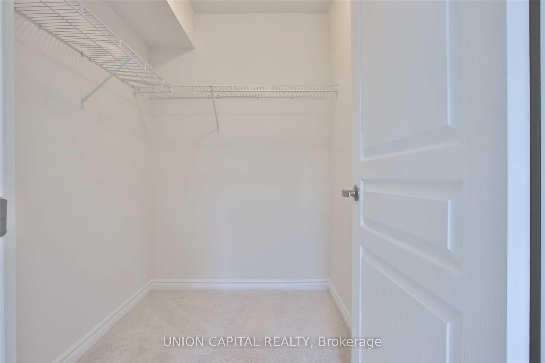Photo 15 of Unit 16, 18 Applewood Lane, Etobicoke, Etobicoke West Mall — HOMEH