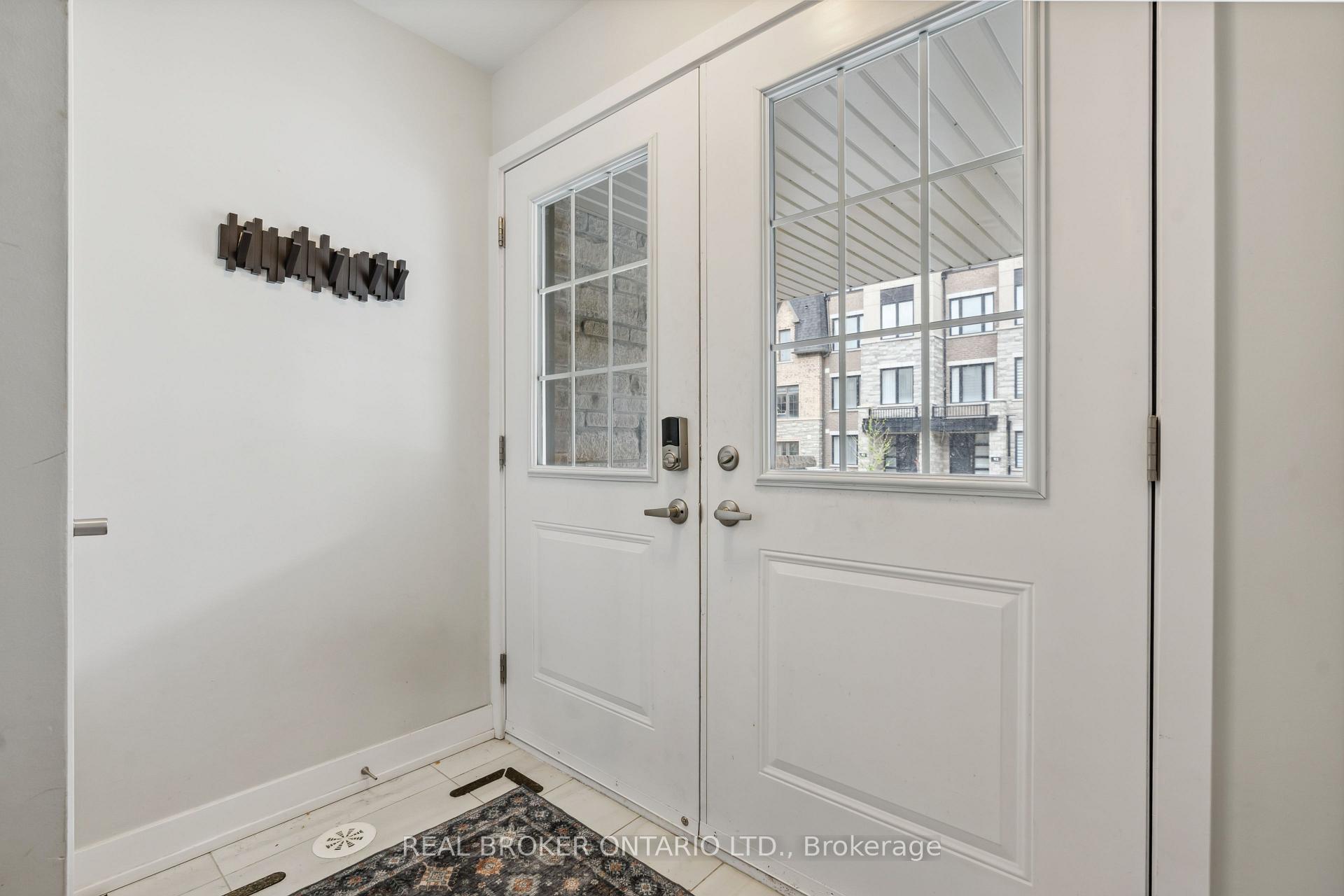 Photo 4 of 92 William Shearn Crescent, Markham, Angus Glen — HOMEH