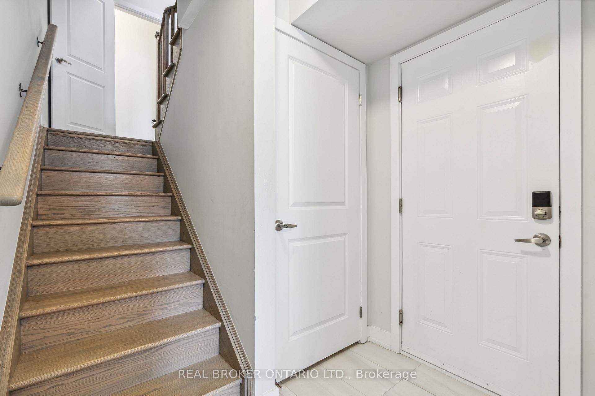 Photo 6 of 92 William Shearn Crescent, Markham, Angus Glen — HOMEH