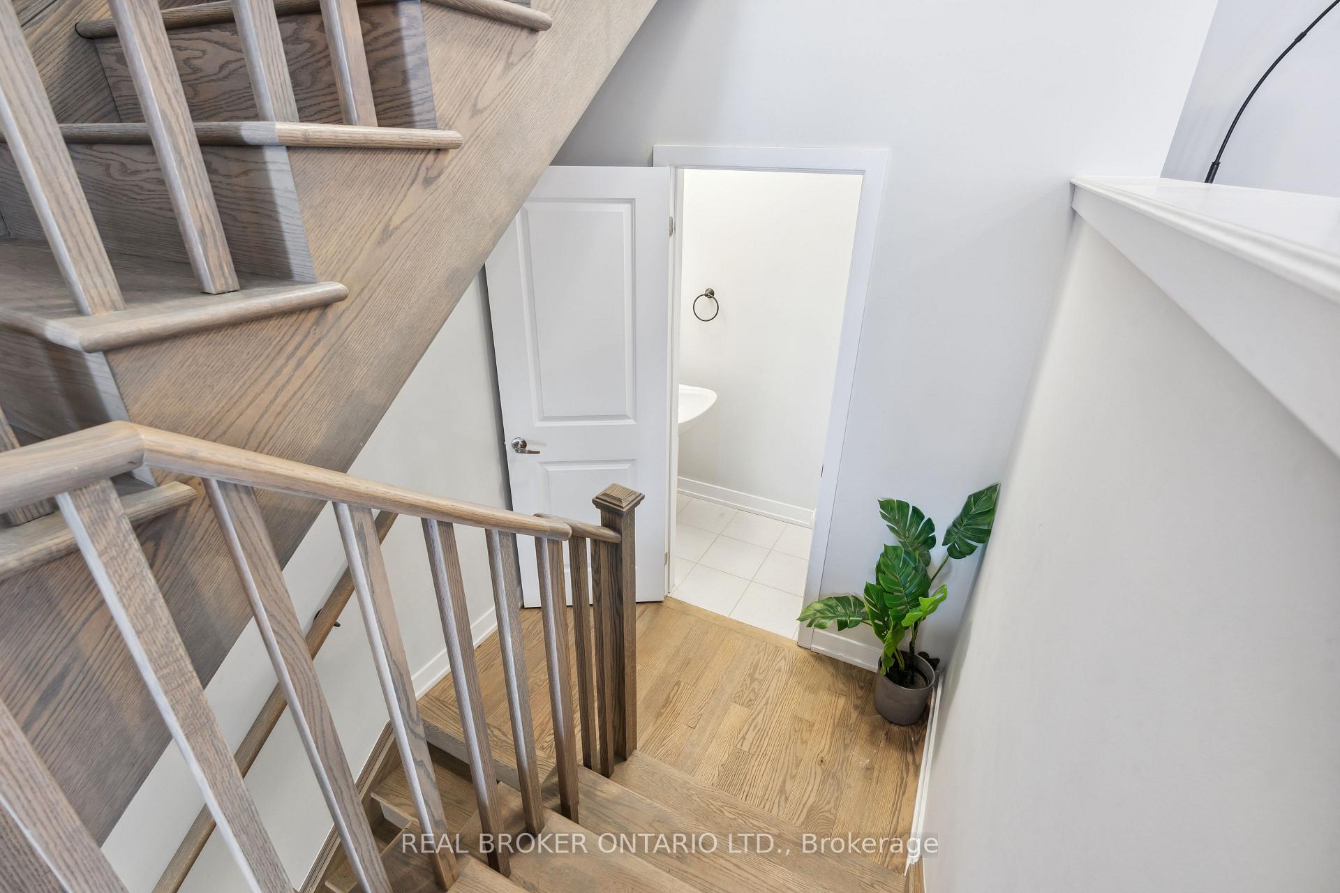 Photo 9 of 92 William Shearn Crescent, Markham, Angus Glen — HOMEH